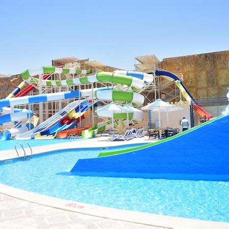 Amc Royal Hotel & Spa Hurghada Exteriör bild