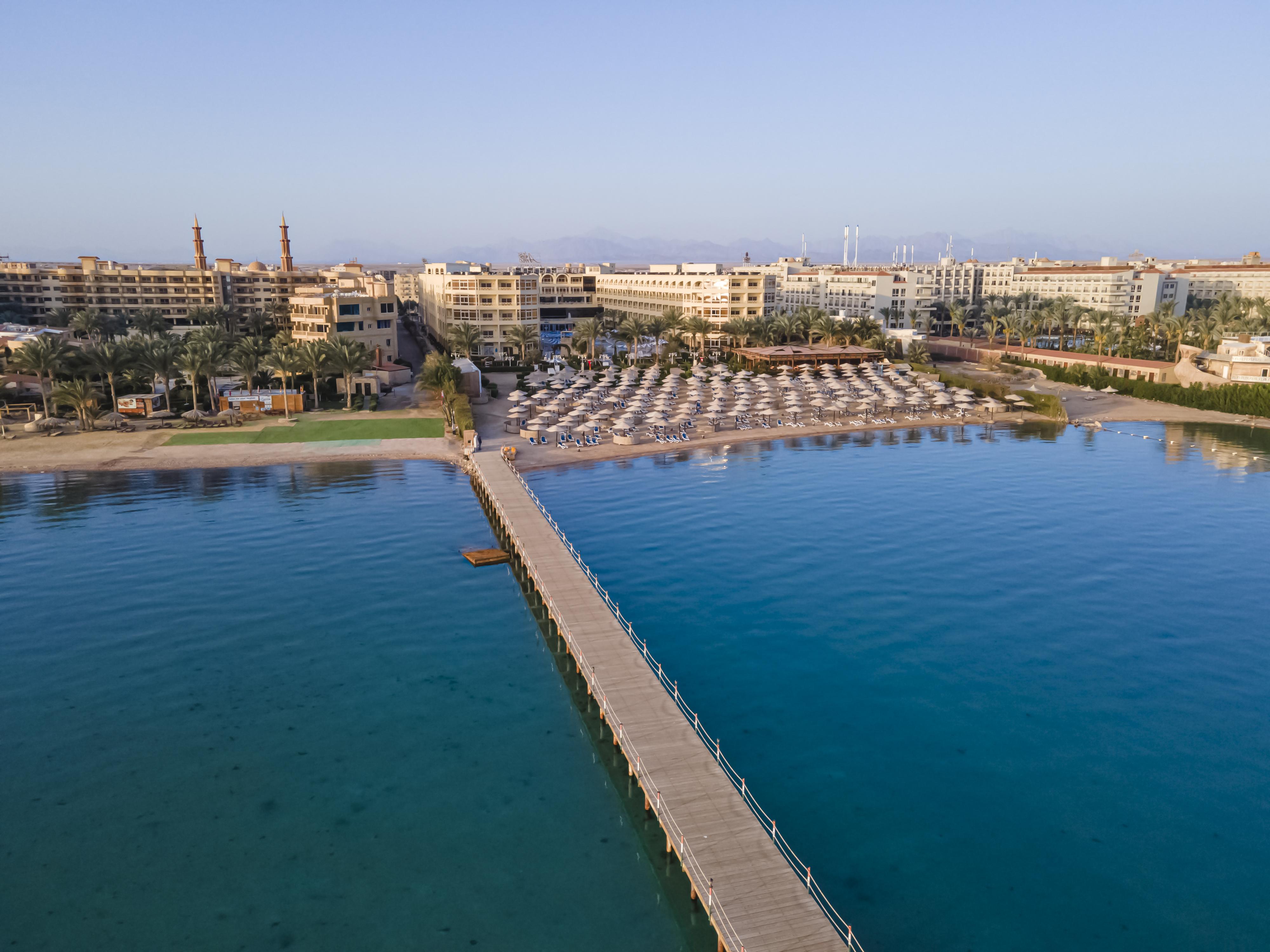 Amc Royal Hotel & Spa Hurghada Exteriör bild